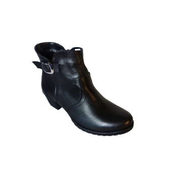 Skórzane botki z obcasem 5.5 cm